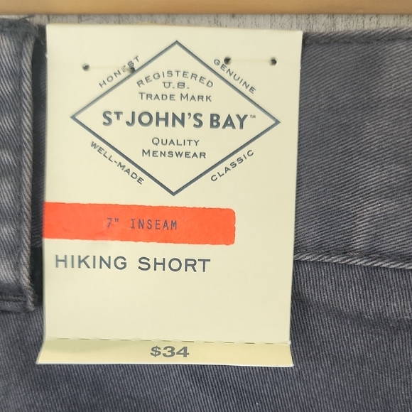 St John's Bay Dark Charcoal Cargo Hiking Shorts with Pockets Size 44 NEW - Picture 5 of 9